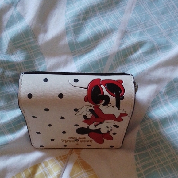 Kate Spade Cream and Red Minnie Mouse Wallet - Picture 5 of 6